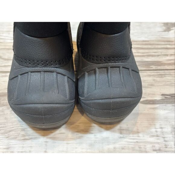 Cat & Jack black snow boots/winter boots size 5 - Picture 3 of 12